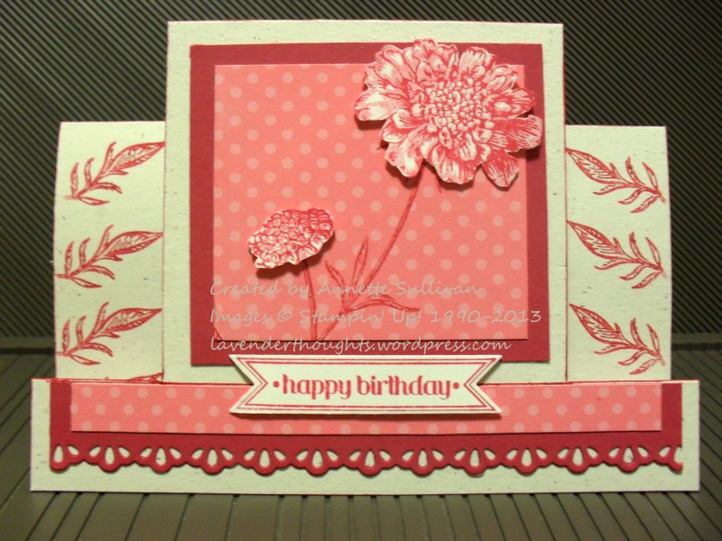 Field Flowers Regal Red Centre Step