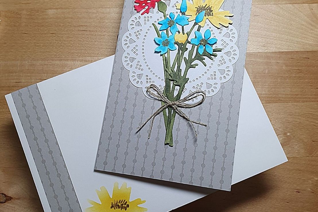Mini Slimline card with a&nbsp;bouquet