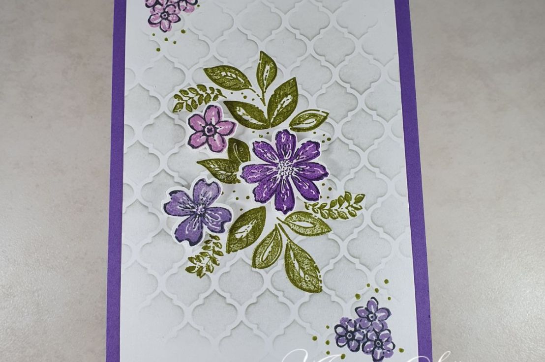 Masking Technique in the Background with Petal Park Stamp&nbsp;Set