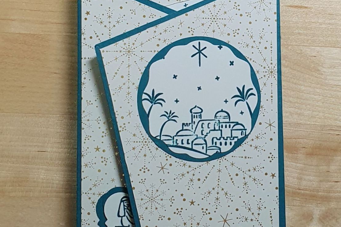 Creating an Angled Fold Card for&nbsp;Christmas